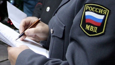 Дознаватели Вязниковского отдела полиции возбудили уголовное дело в отношении двоих жителей соседнего региона, подозреваемых в совершении хищений из местного супермаркета